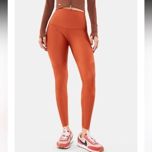 Fanka NWOT Body Sculpt Fleece Leggings